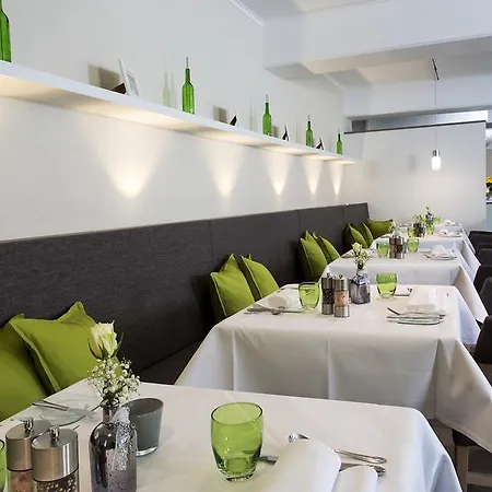 Hotel Lindenhof 1887 - & Restaurant 3*